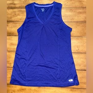 Champion XS dark blue sleeveless dri-fit style tank top. Perfect for layering!